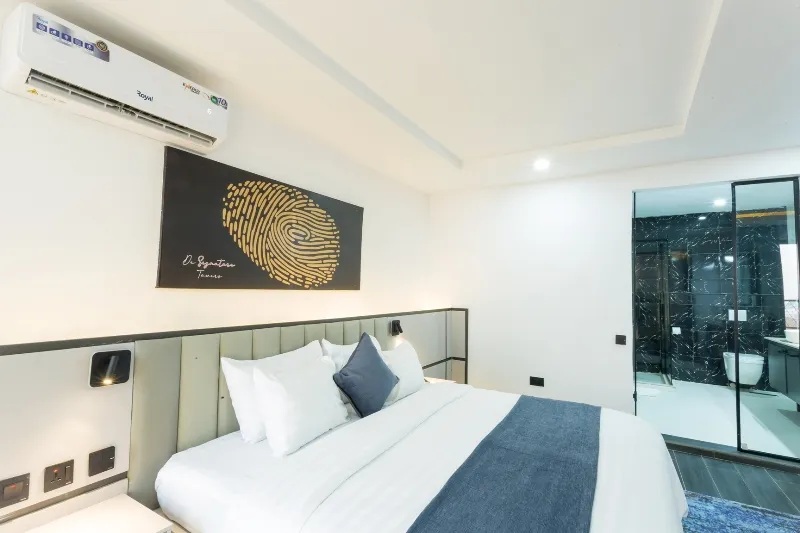 Hotel accommodation photo 3